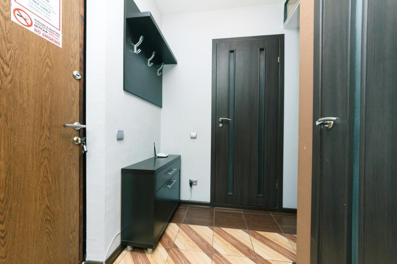 Apartments On Henerala Zhmachenka Kiev Dış mekan fotoğraf
