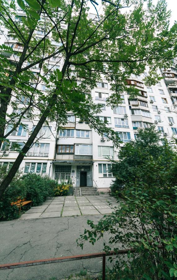 Apartments On Henerala Zhmachenka Kiev Oda fotoğraf